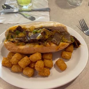 Hey look there's cheese I could dip my fries in but the chef wouldn't let me have it  Simply told me no that's not what you can get here