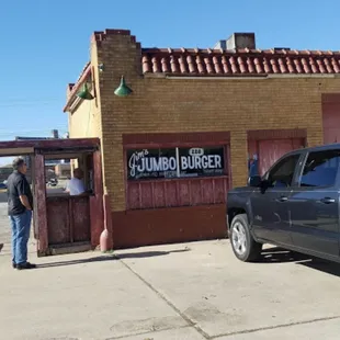 Front view of restaurant