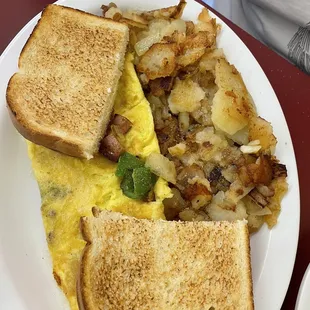 Western omelette with home fries