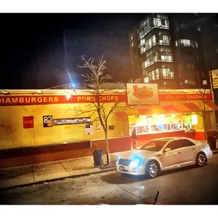 Late Night Pit Stop @TheOriginal Maxwell Street Polish Sausage Stand.HotDog PorkChop Chicken Breast Hamburger FishSandwich.Cool!