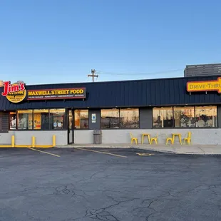 Restaurant with huge parking lot.