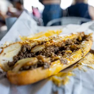 Cheesesteak (whiz wit)