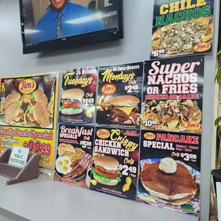 Love their chili cheese fries! The best ones in town.