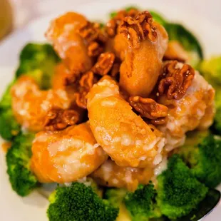 Honey walnut shrimp