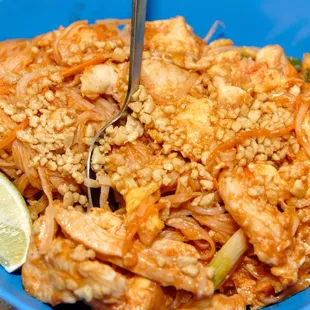 Chicken pad thai (carryout)