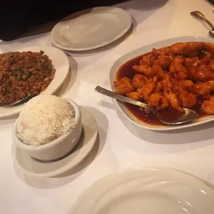 Delicious Chinese food on Belmont!