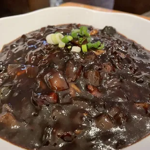 Famous Black Bean Noodle