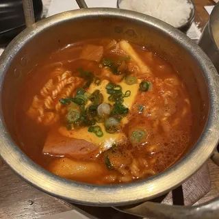 Army Stew (Budae-Jjigae)