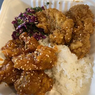 Medium boneless fried chicken with spicy sauce and honey soy