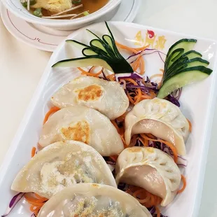 Pan Fried Dumplings Lunch Specials Platter