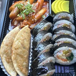 Kim-Tteok-Man this dish is awesome I can eat it everyday.