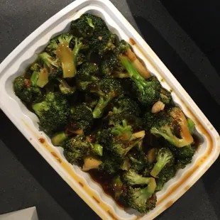 Broccoli in garlic sauce