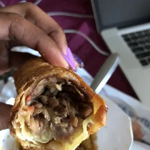 This is supposed to be a shrimp egg role. Why is it brown?