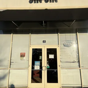 outside, burgers