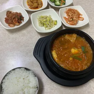 Kimchi Jjigae