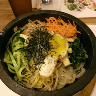 Vegetable Dol-Sot Bibimbab Lunch