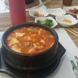 Seafood soft tofu Soup