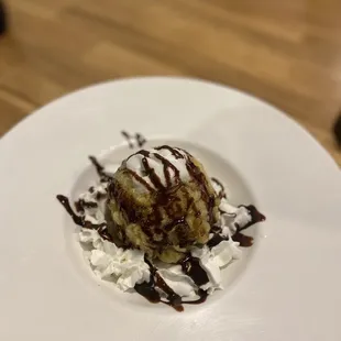 Green tea tempura ice cream, DELICIOUS!