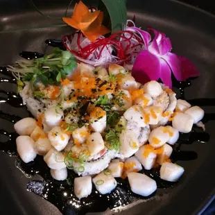 Baked scallop Roll