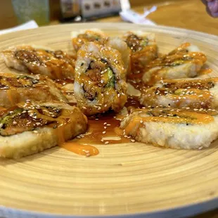 Spicy tuna tempura roll