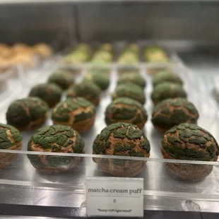 matcha cream puff