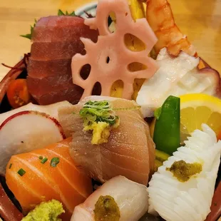 Chirashi Lunch