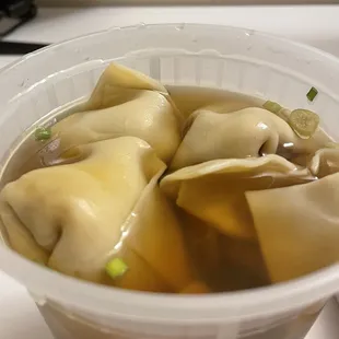 Wonton soup