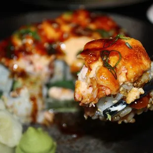 The Baked Spicy Lobster Roll was baked with unagi sauce and sesame seeds. Lord have mercy this was a delicious roll.
