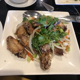 Salt and Pepper Chicken Wings
