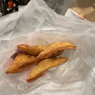 6. Six Crab Rangoon-very good