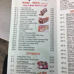 Rolls and entrees