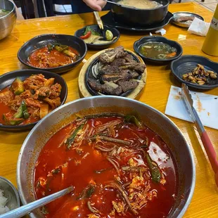 Yukgaejang, galbi, sulrang tang