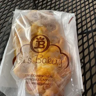 Sausage pizza, yummy