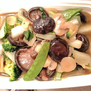 Vegetables with Black Mushroom