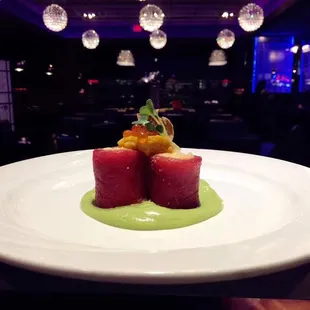 sushi and sashimi, interior