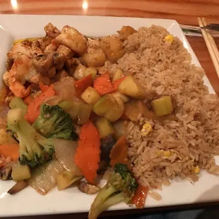 Chicken and scallops (hibachi)
