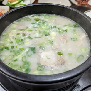 Dwaeji Gukbap