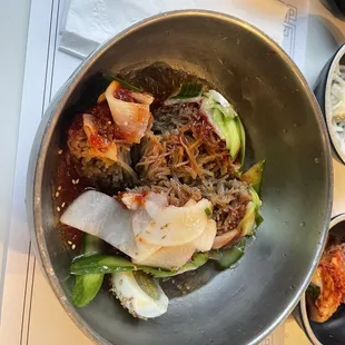 Buckwheat noodle with spicy sauce