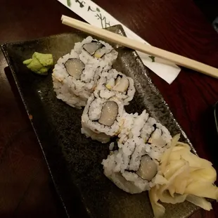 Spicy scallop roll