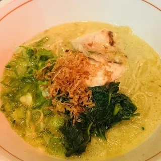 JINYA Chicken Ramen*