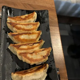 Gyoza Pork Gyoza ( 6pcs)*