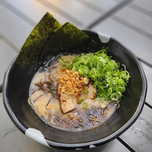 Jinya Tonkotsu Black