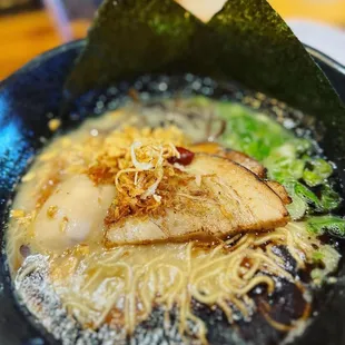 JINYA Tonkotsu Black*