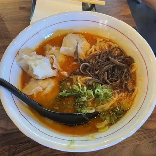 Shrimp Wonton Ramen*