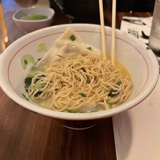 Wonton Chicken Ramen*