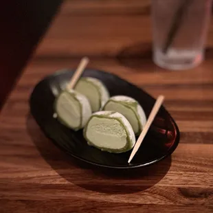 Matcha mochi ice cream