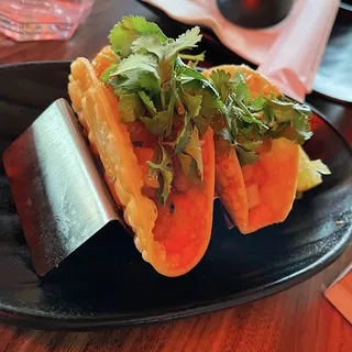 Spicy Tuna Tacos* (2 pcs)