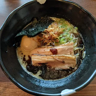 JINYA Tonkotsu Black*