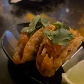 Salmon Poke Tacos* (2 pcs)