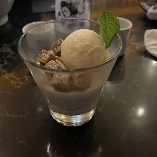 Mochi Ice Cream - Chocolate*